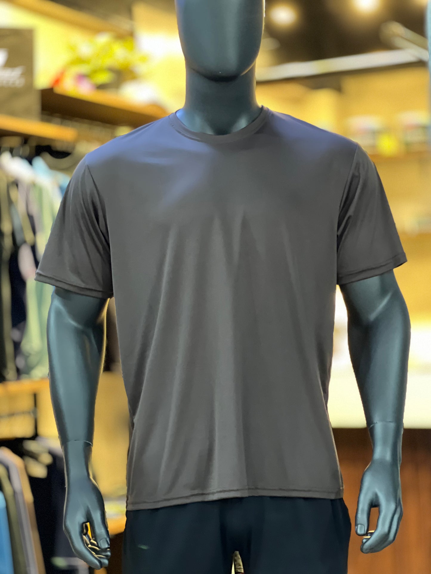 Box Fit Black Men’s